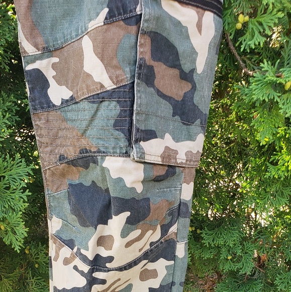 True Religion Nomad Cargo Moto - Picture 7 of 7